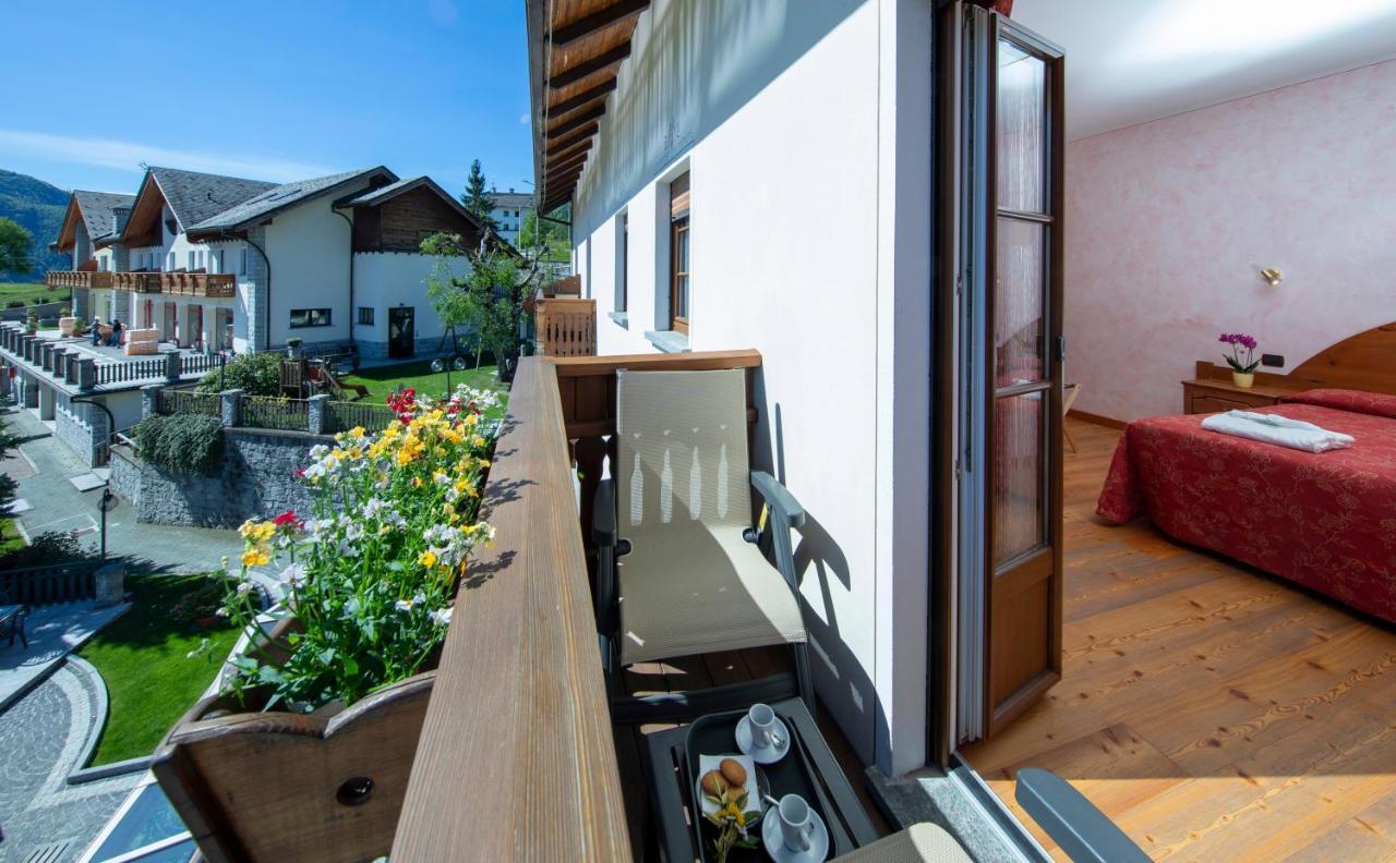 Albergo Edelweiss - Larespa Crodo Buitenkant foto