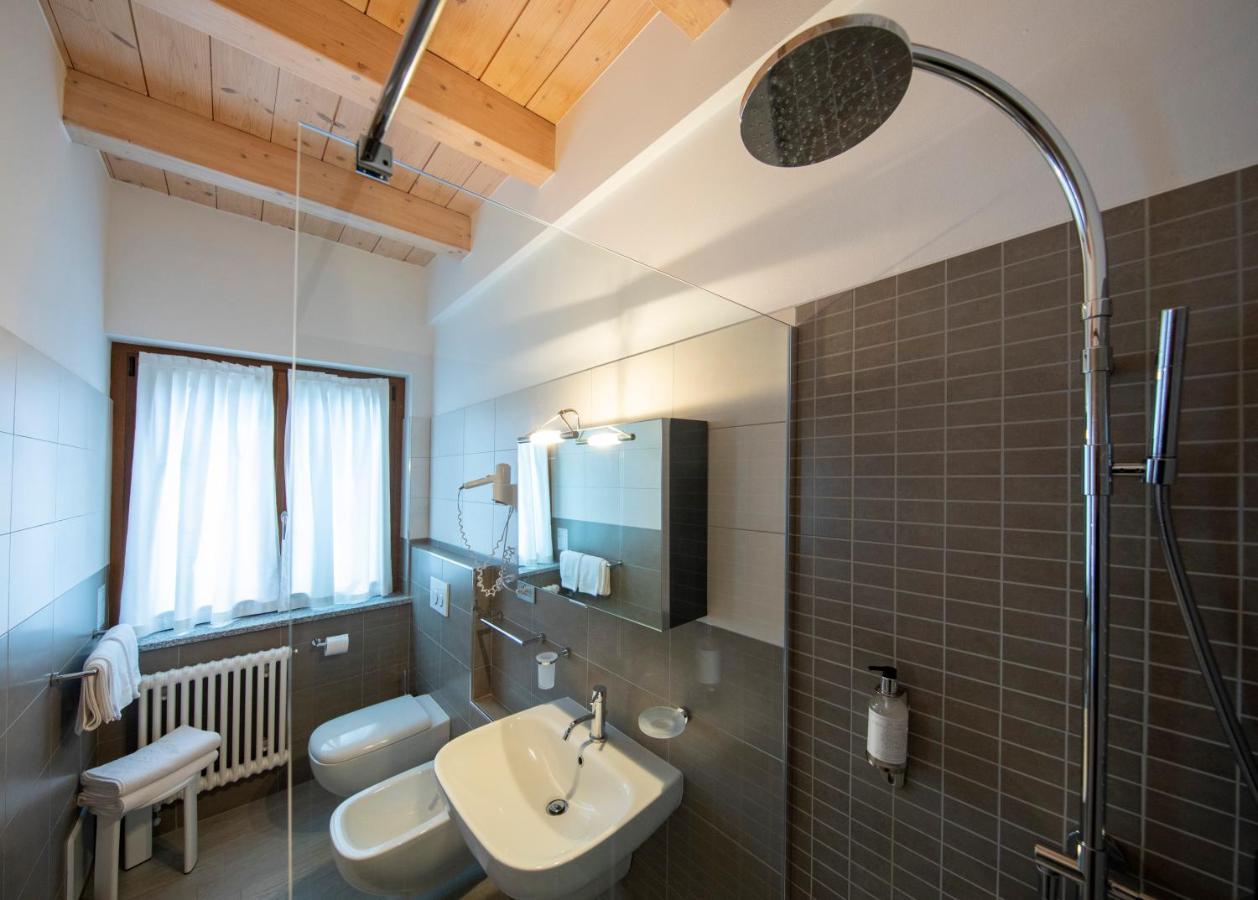 Albergo Edelweiss - Larespa Crodo Buitenkant foto
