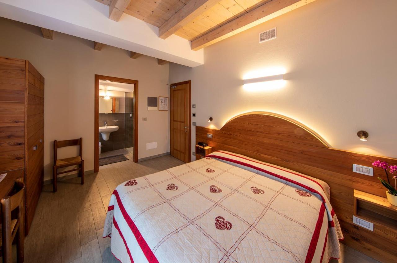 Albergo Edelweiss - Larespa Crodo Buitenkant foto